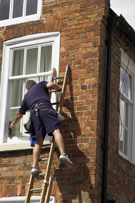 Incorrect Ladder Use
